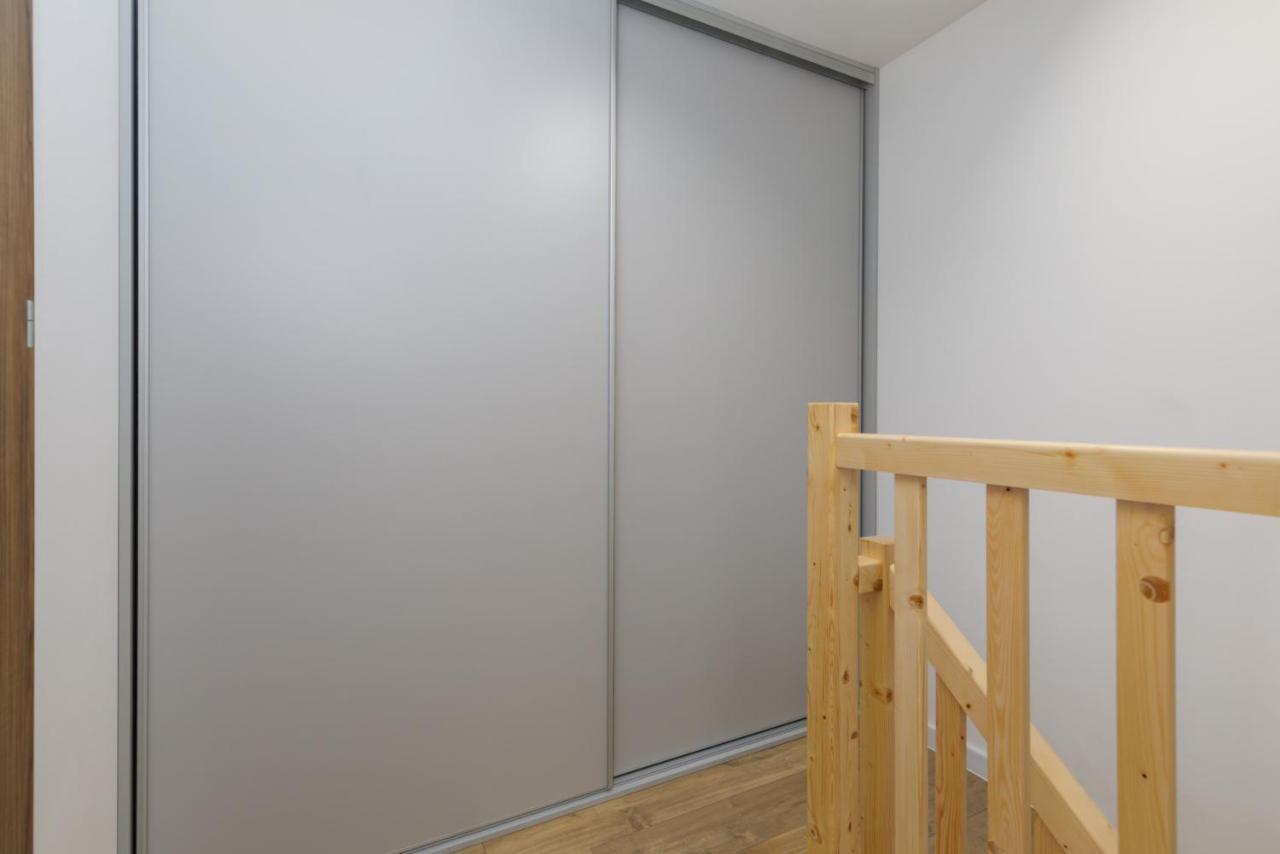 Seaside Escape Pet Friendly Apartments Mielenko By Noclegi Renters Exterior photo